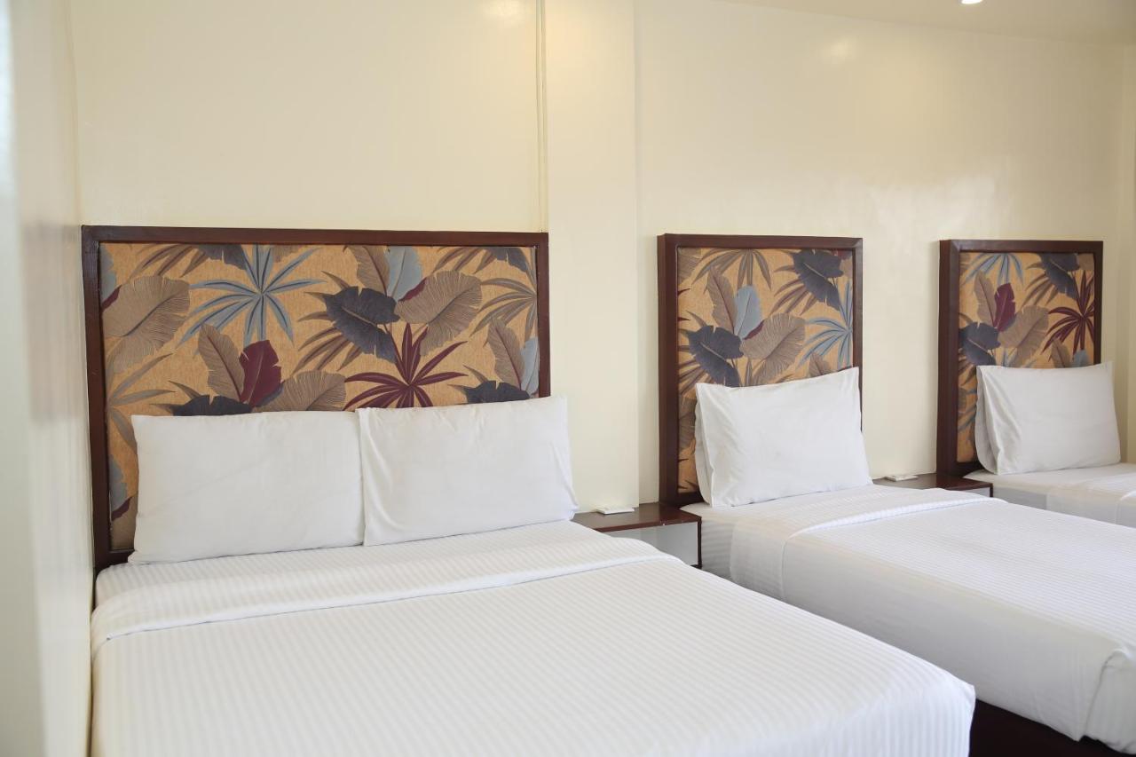 Eon Centennial Resort Hotel & Waterpark Iloilo City Exterior foto