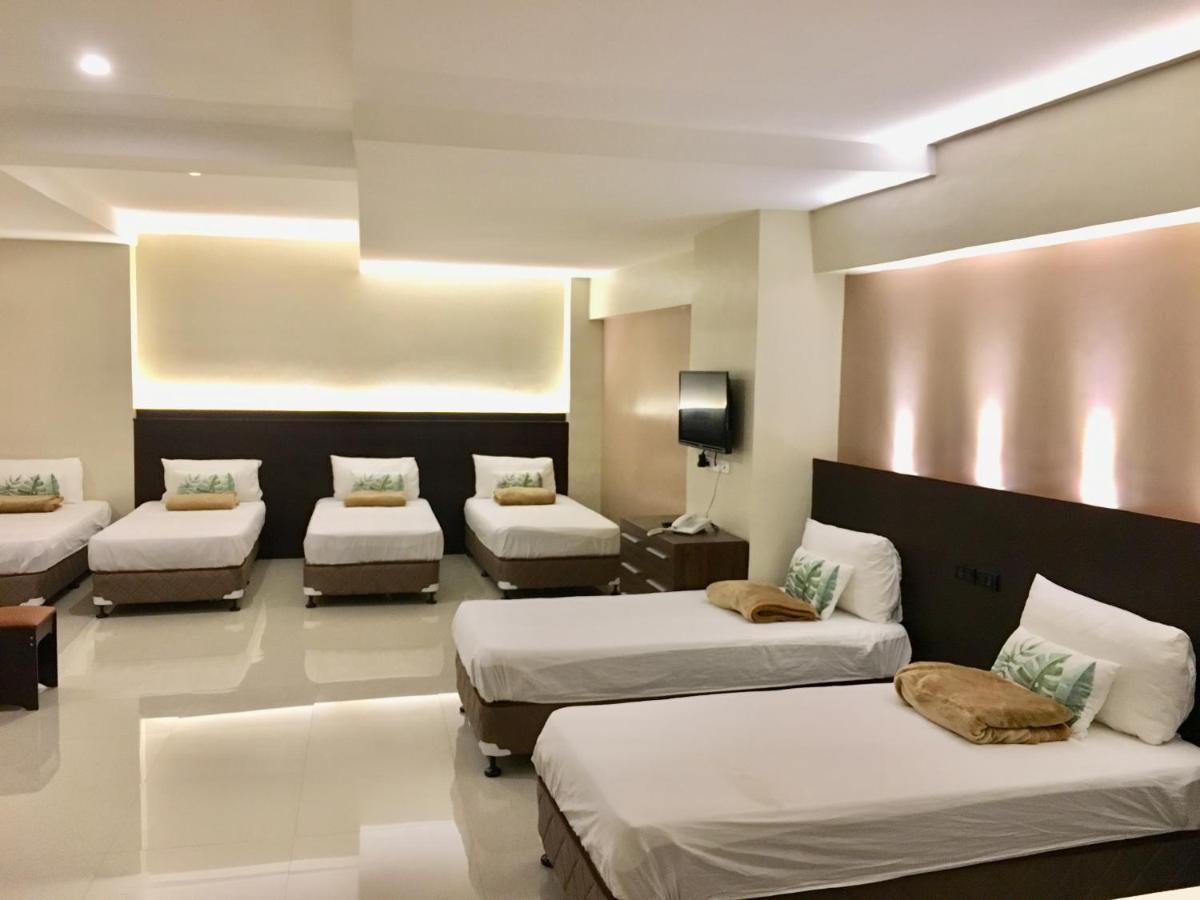 Eon Centennial Resort Hotel & Waterpark Iloilo City Exterior foto