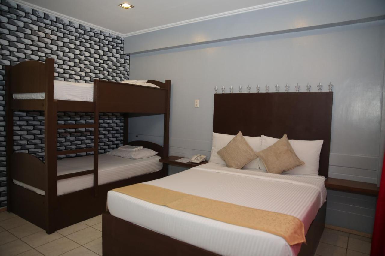 Eon Centennial Resort Hotel & Waterpark Iloilo City Exterior foto
